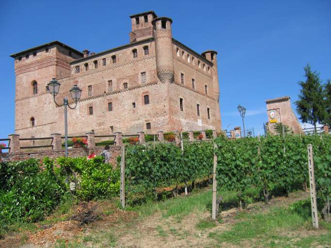 Kastil Grinzane Cavour